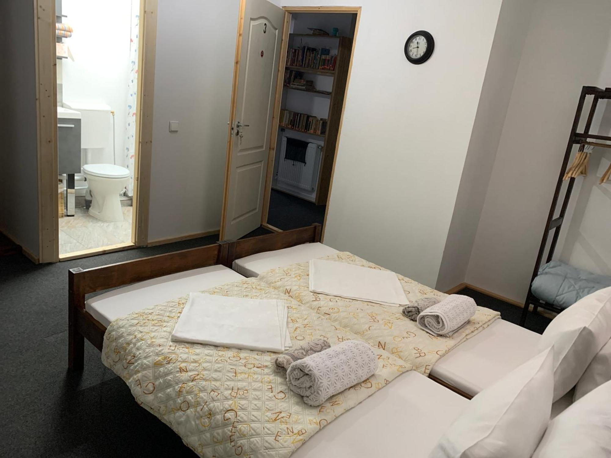 Casa Trandafirilor Hotel Тулча Екстериор снимка